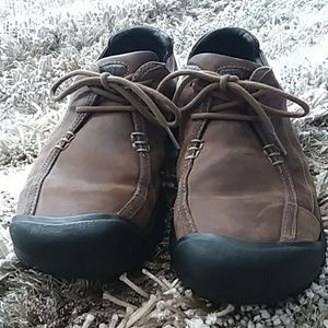 Mens KEEN Portsmouth Tie Dress Shoes (Used)